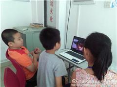 穿靴子的猫——社区电影