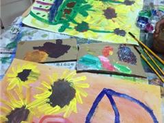 第八期儿童创意美术班——梵高《向日葵》