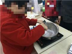 DIY“皂”梦屋——爱.益拱北之创梦工厂“巧手睿智”残疾人巧手坊
