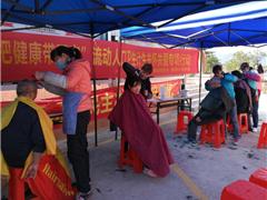 “发系真情，剪融情深”那洲社区义剪活动