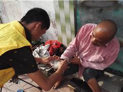 南青社工带领身心障碍者闹元宵，为独居老人送上一份团圆