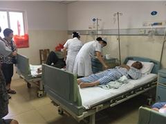 五保户住院手术却无人照料，京师社工及时为老人提供术后陪护以及护理